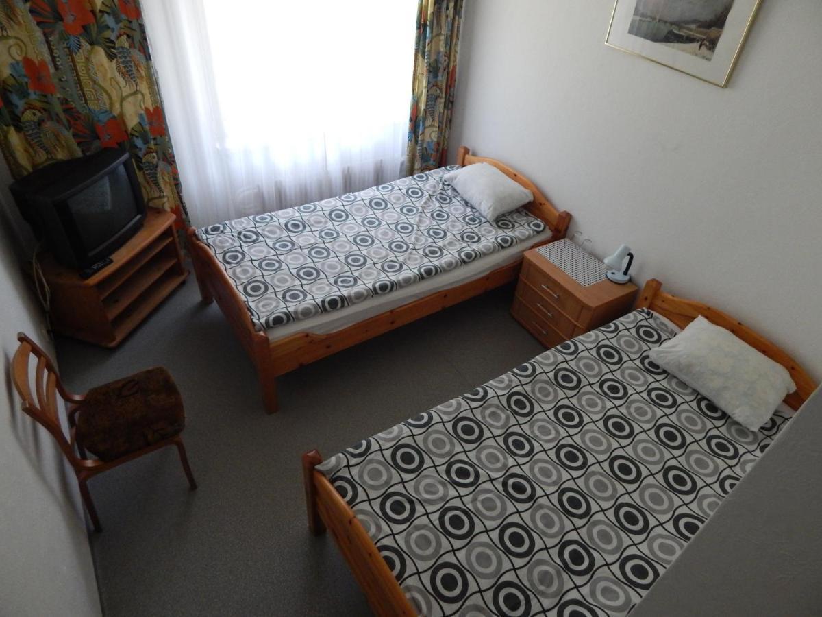 Motel Brencis Iecava Екстериор снимка