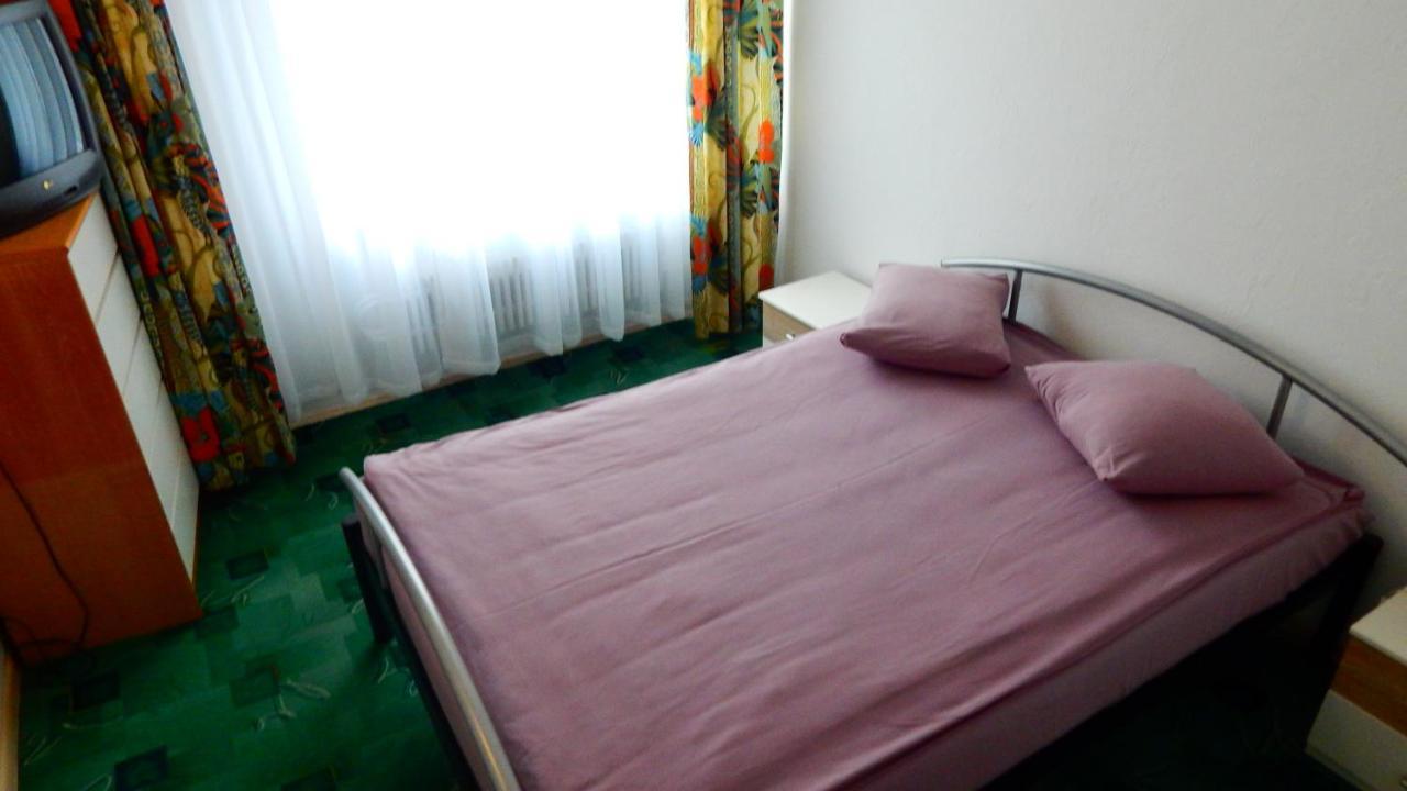 Motel Brencis Iecava Екстериор снимка