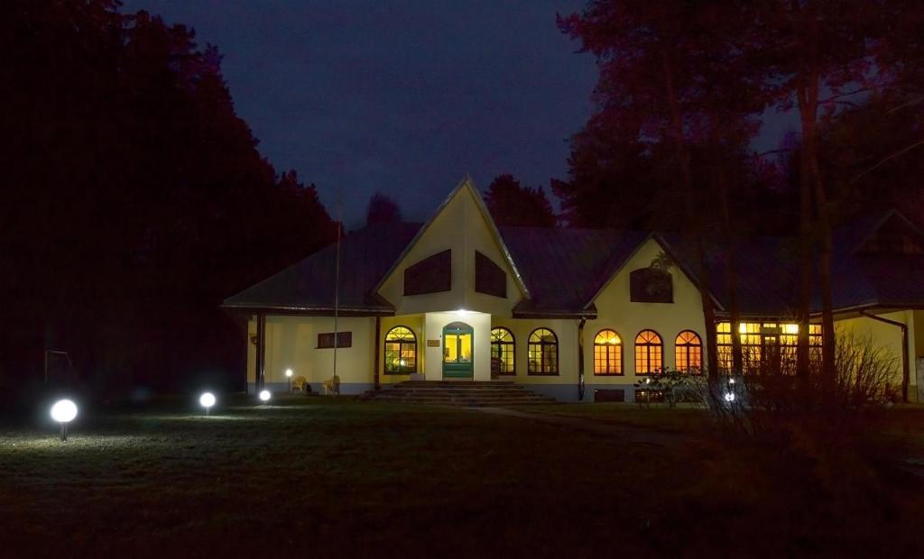 Motel Brencis Iecava Екстериор снимка
