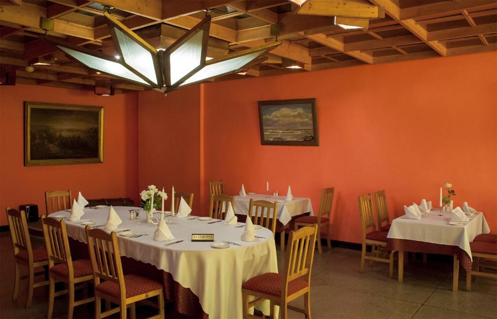 Motel Brencis Iecava Екстериор снимка