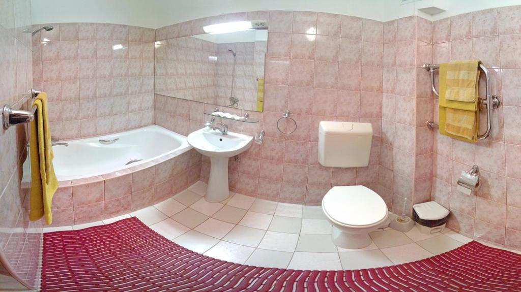 Motel Brencis Iecava Стая снимка